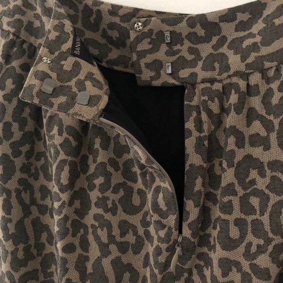 BANANA REPUBLIC | Leopard Print Skirt - Picture 5 of 6